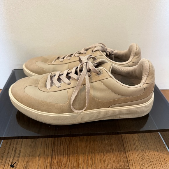 lululemon athletica Cityverse Beige Women's Sneakers - Picture 3 of 12